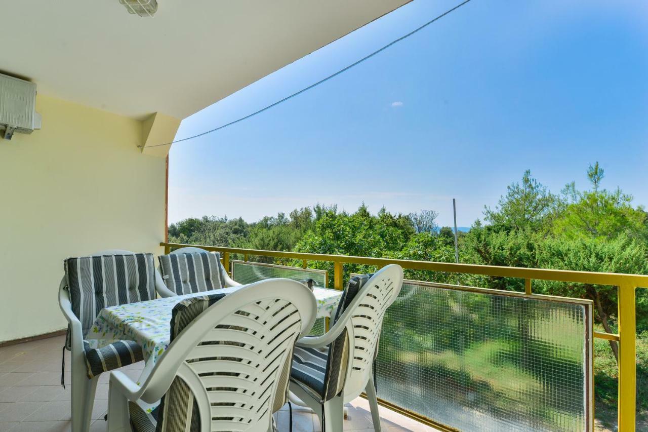 Apartmani Jelena Petrcane Bagian luar foto